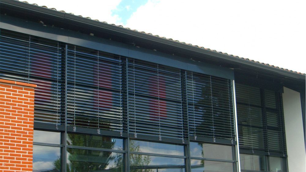 Stores brise-soleil