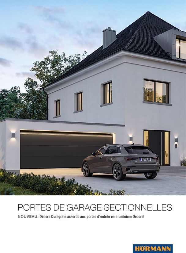 Maison avec porte de garage