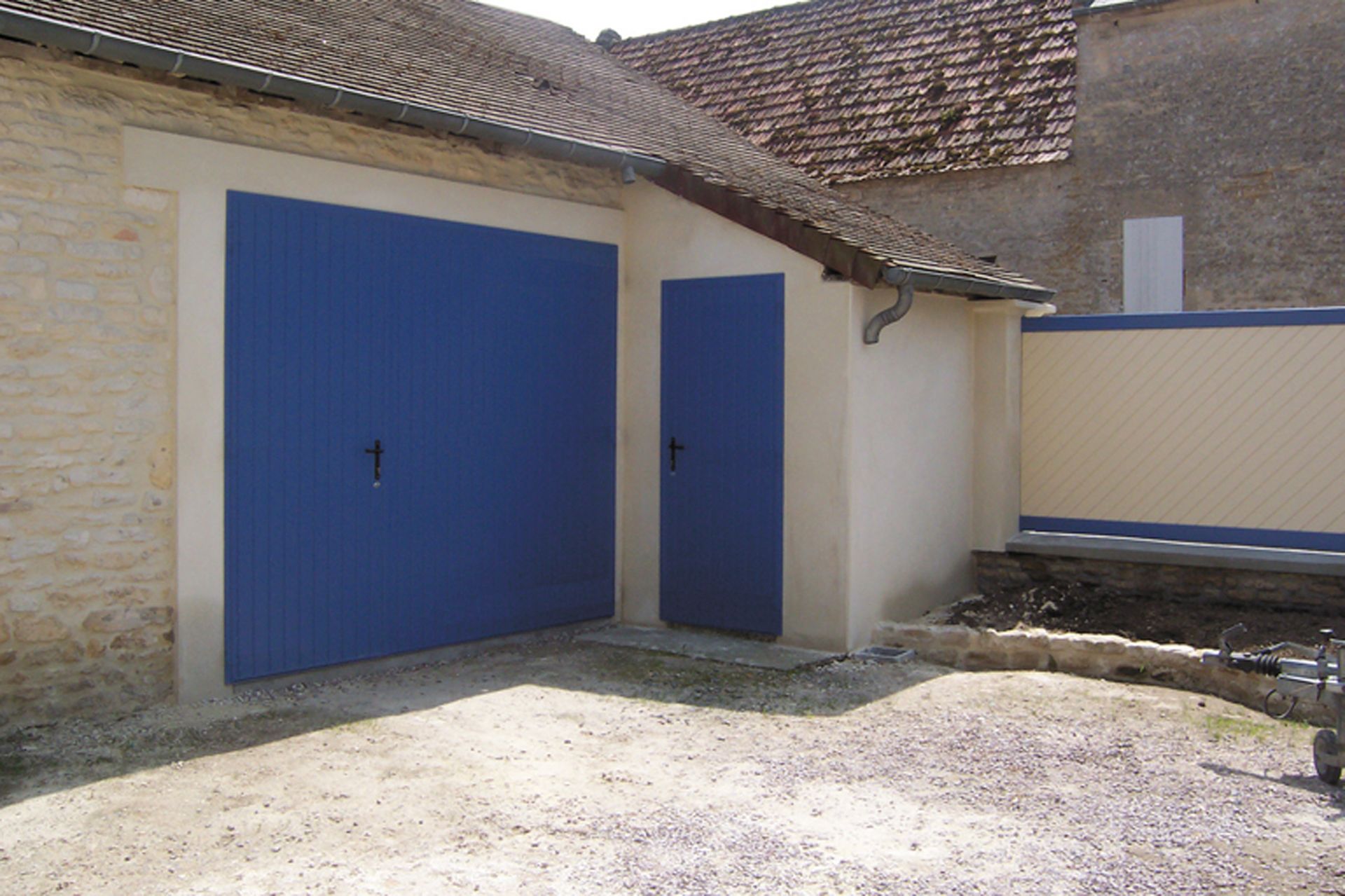 Porte de garage battante 05