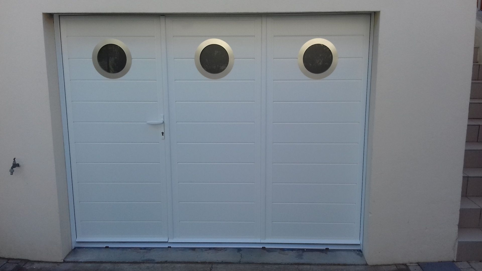 Porte de garage battante 02