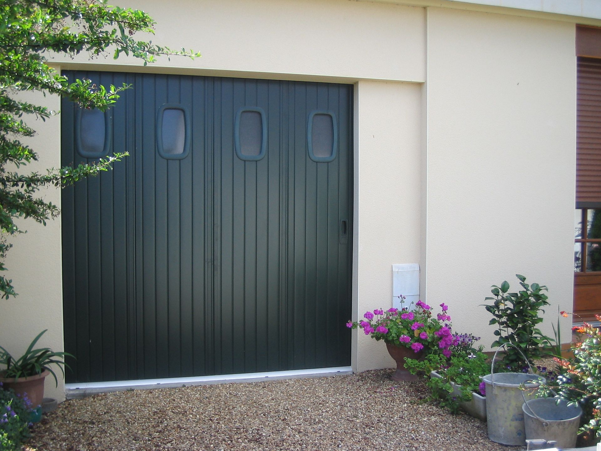 Porte de garage sectionnelle 01