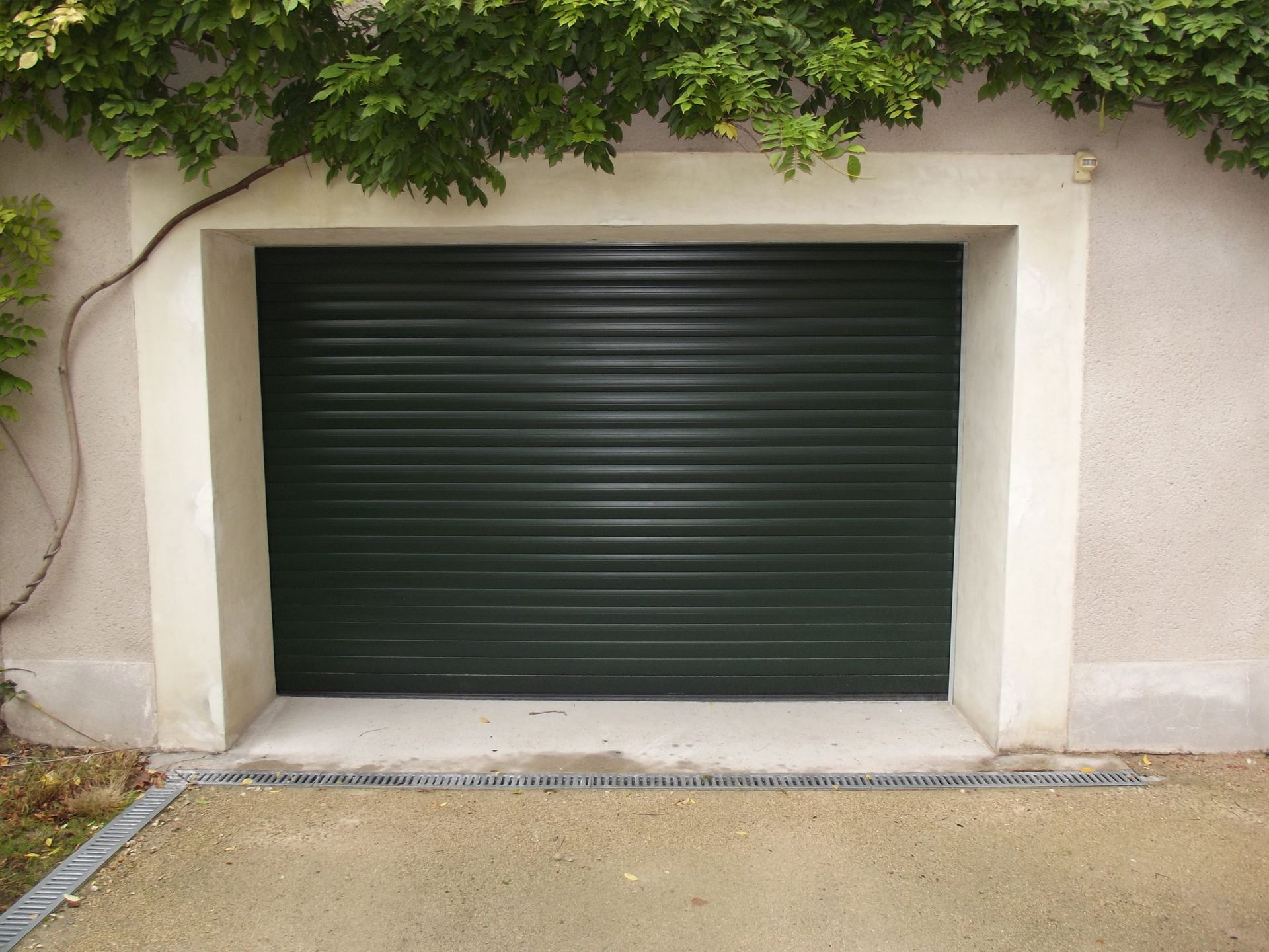 Porte de garage enroulable 03