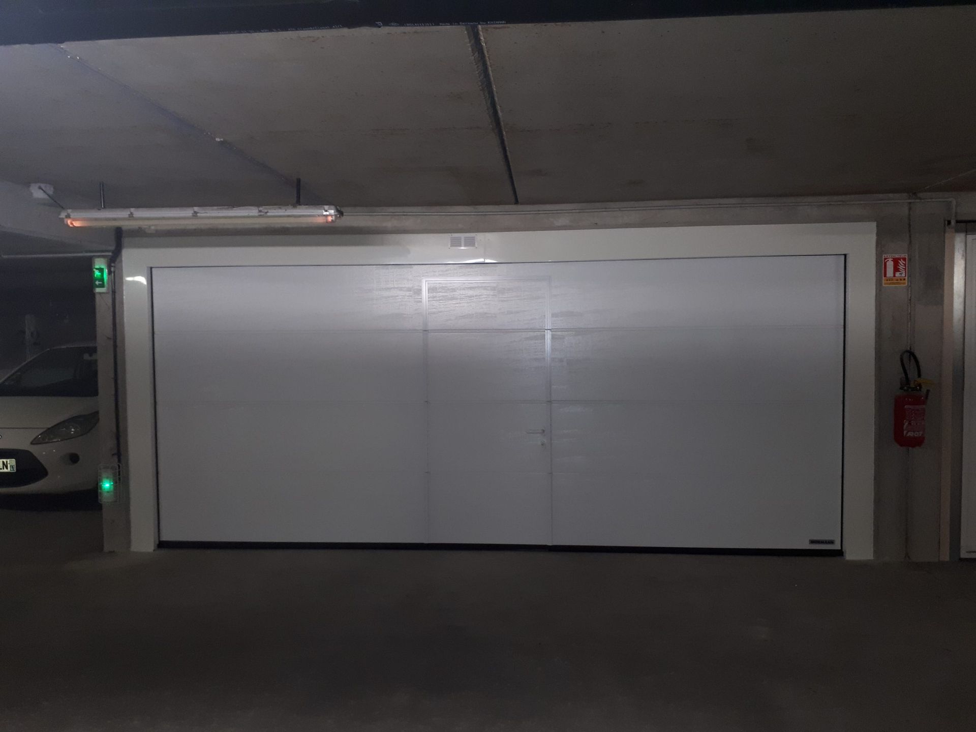 Portes de garage sectionnelle plafond 09