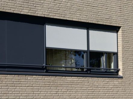 Stores rouleaux extérieurs