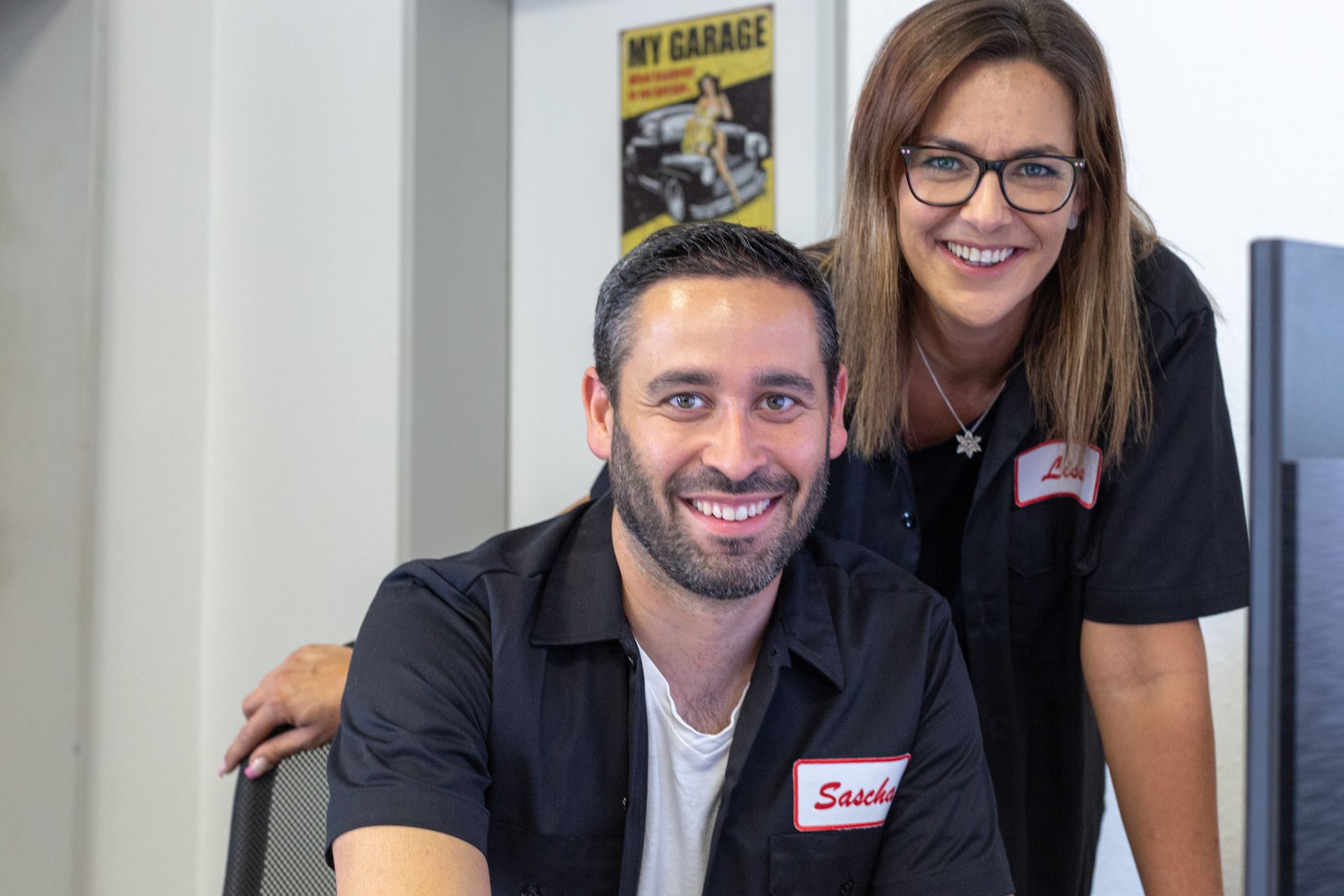 Lisa und Tim Adler - Inhaber und Geschäftsführer von ReMo Reifen und Motoren in Bad Säckingen