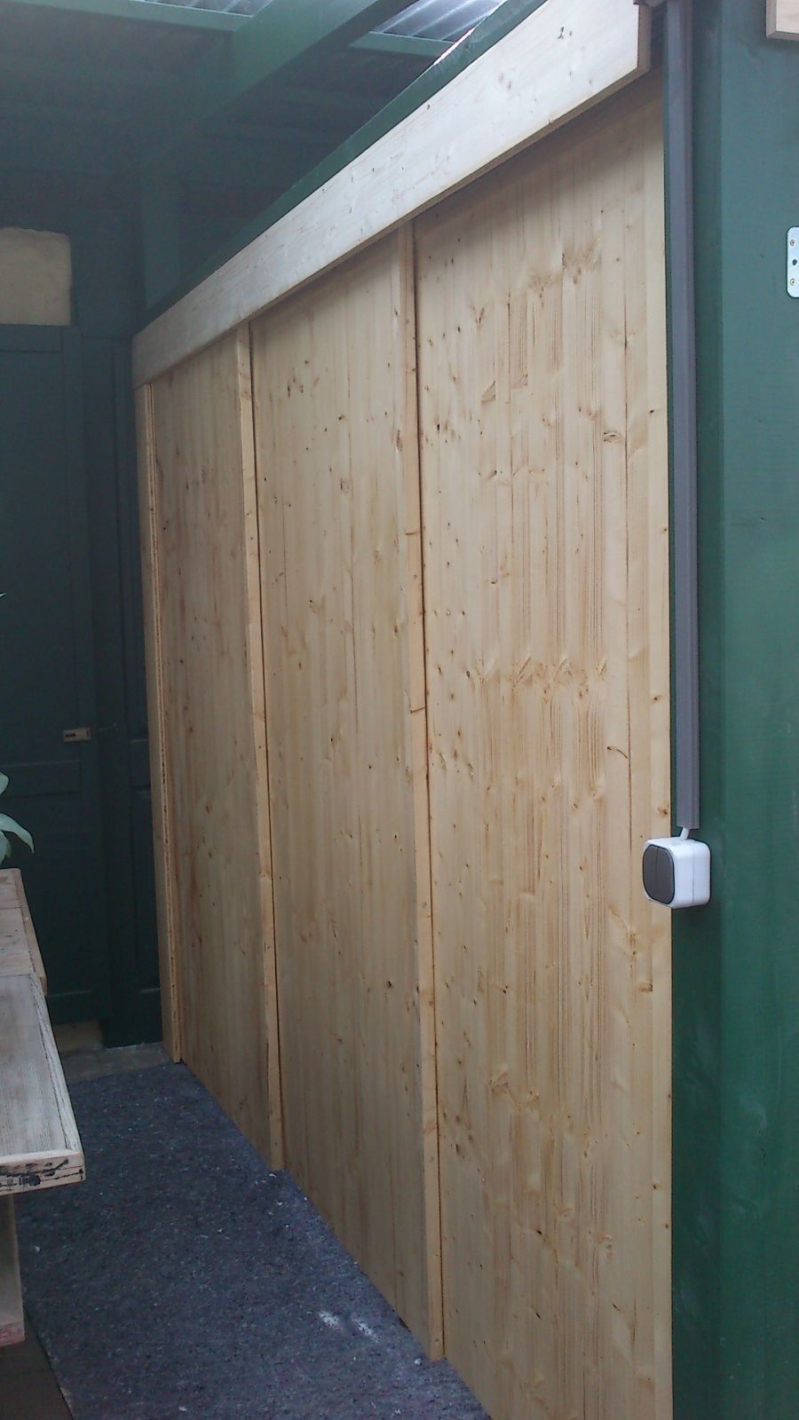 Ikom GmbH Türen aus Holz