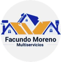 Un logotipo para Facundo Moreno Multiservicios con una casa y un techo.