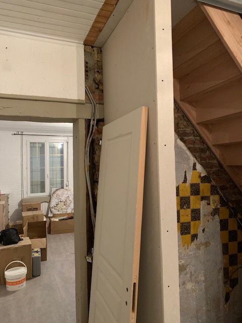 Pose du nouvel escalier