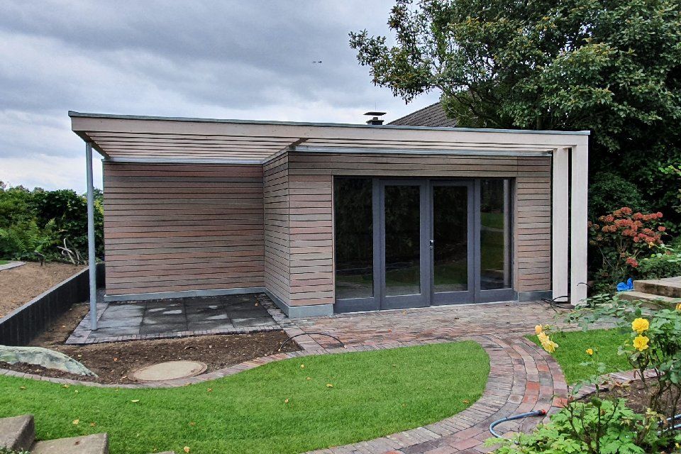 Foto von Holzfassade von Haus, gefertigt von Thüs Zimmermeister GmbH Zimmerei-Holzbau