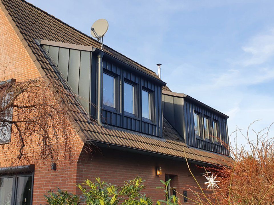 Foto von moderner Dachgaube, gefertigt von Thüs Zimmermeister GmbH Zimmerei-Holzbau