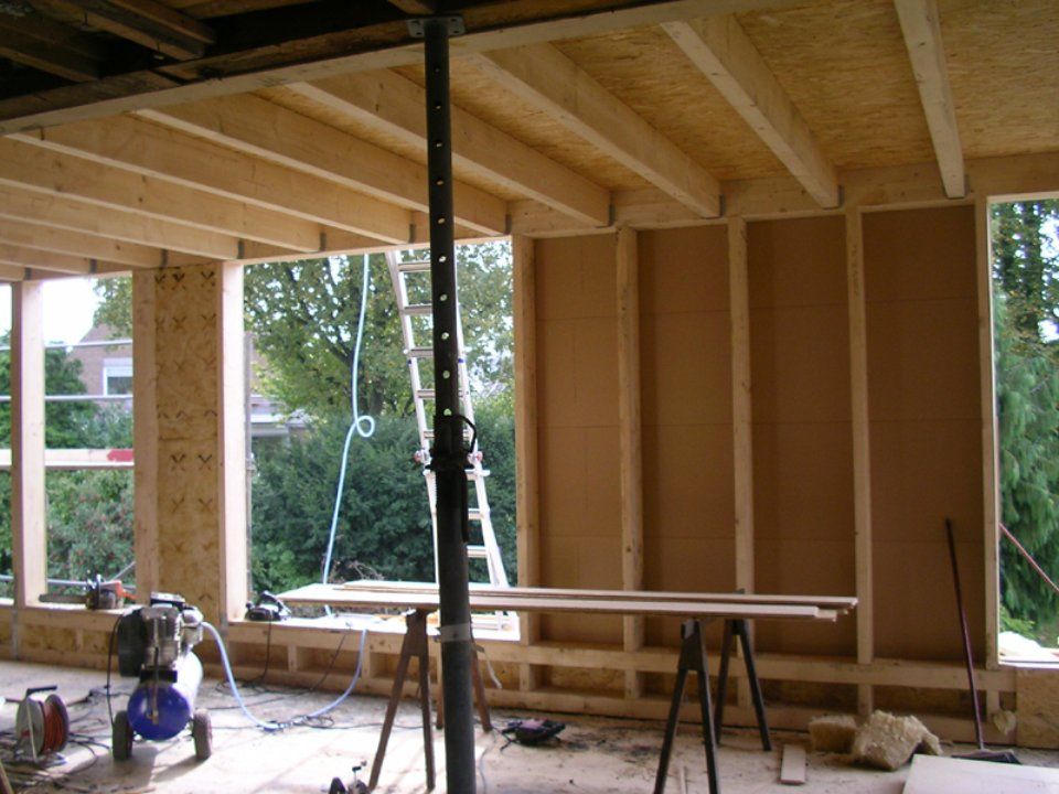 Hauserweiterung aus Holz, Innenansicht, gefertigt von Thüs Zimmermeister GmbH Zimmerei-Holzbau