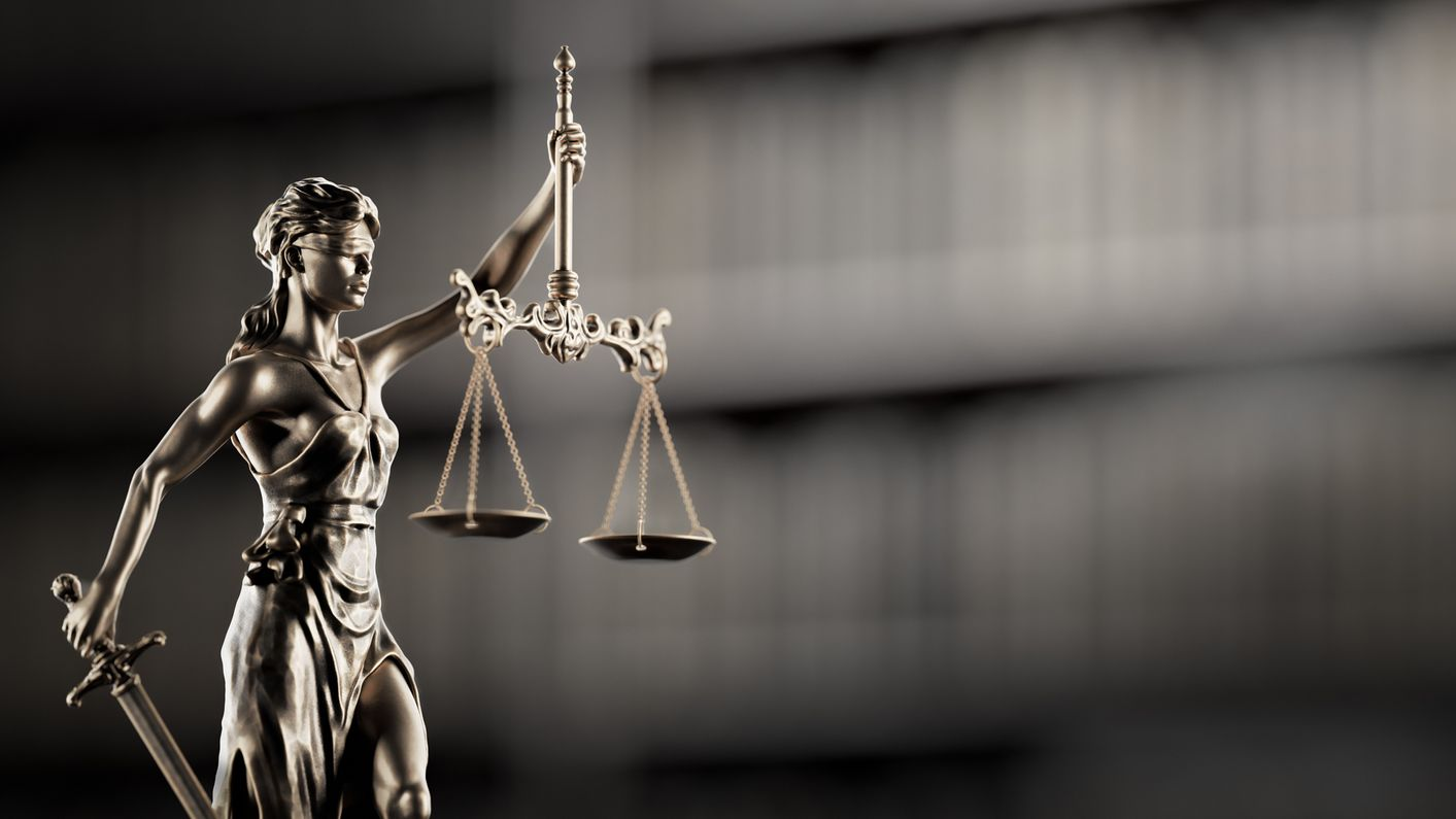 Statue de la Justice en gros plan