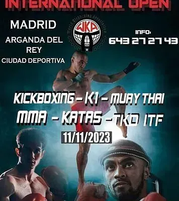 Un cartel para un evento de kickboxing y muay thai en Madrid.