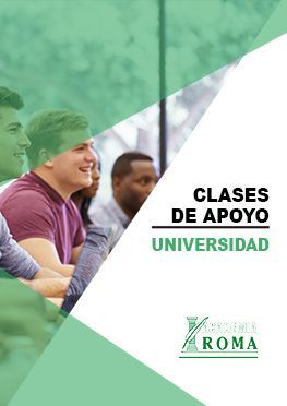 Un grupo de personas están sentadas en una mesa y sonriendo.