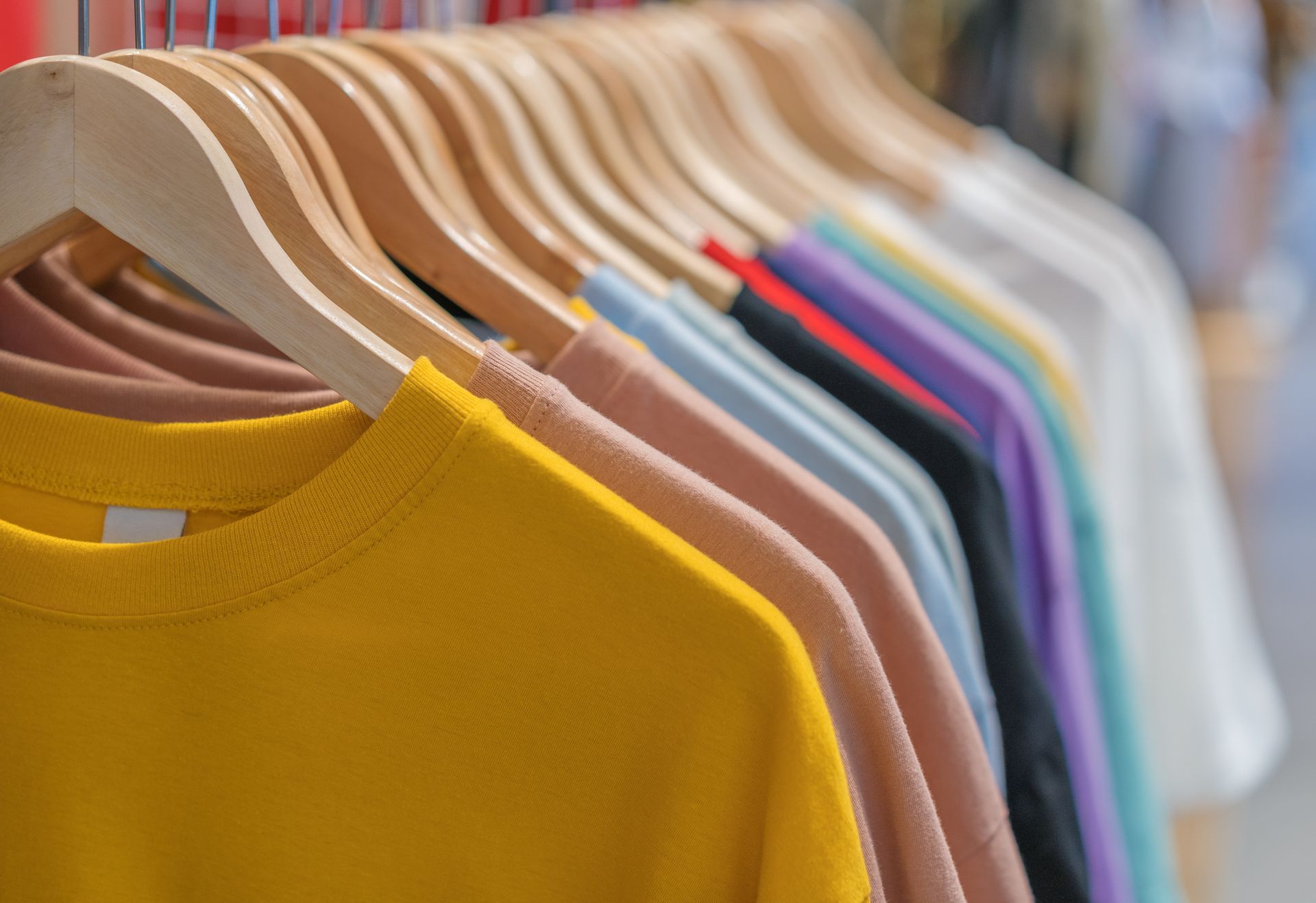 Porte-vêtements en gros plan