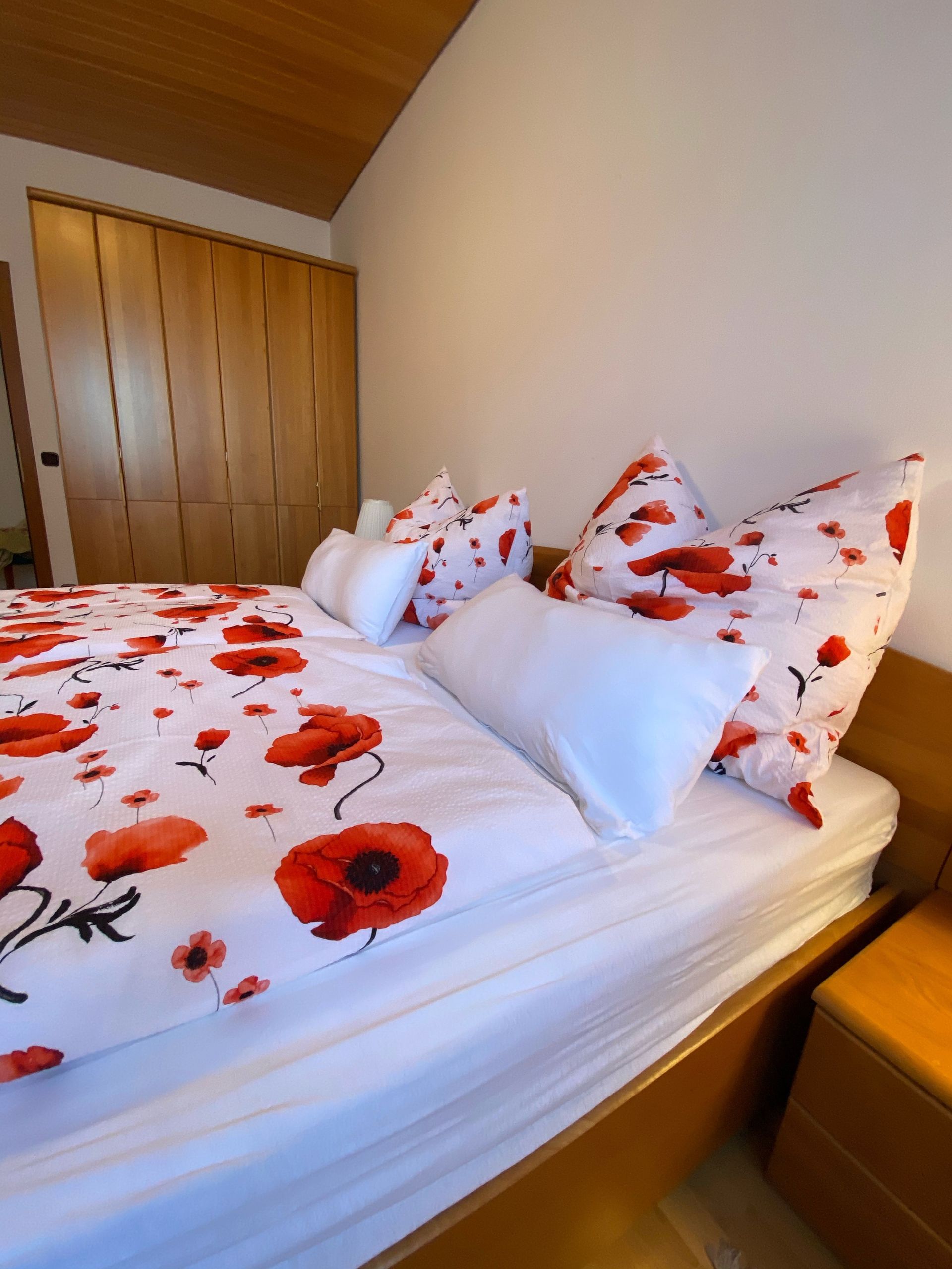 traminer-schlafzimmer-altstadt-apartments-bad-radkersburg