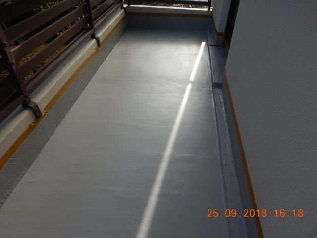 Ein Bild von einem Balkon, aufgenommen am 25. September 2018