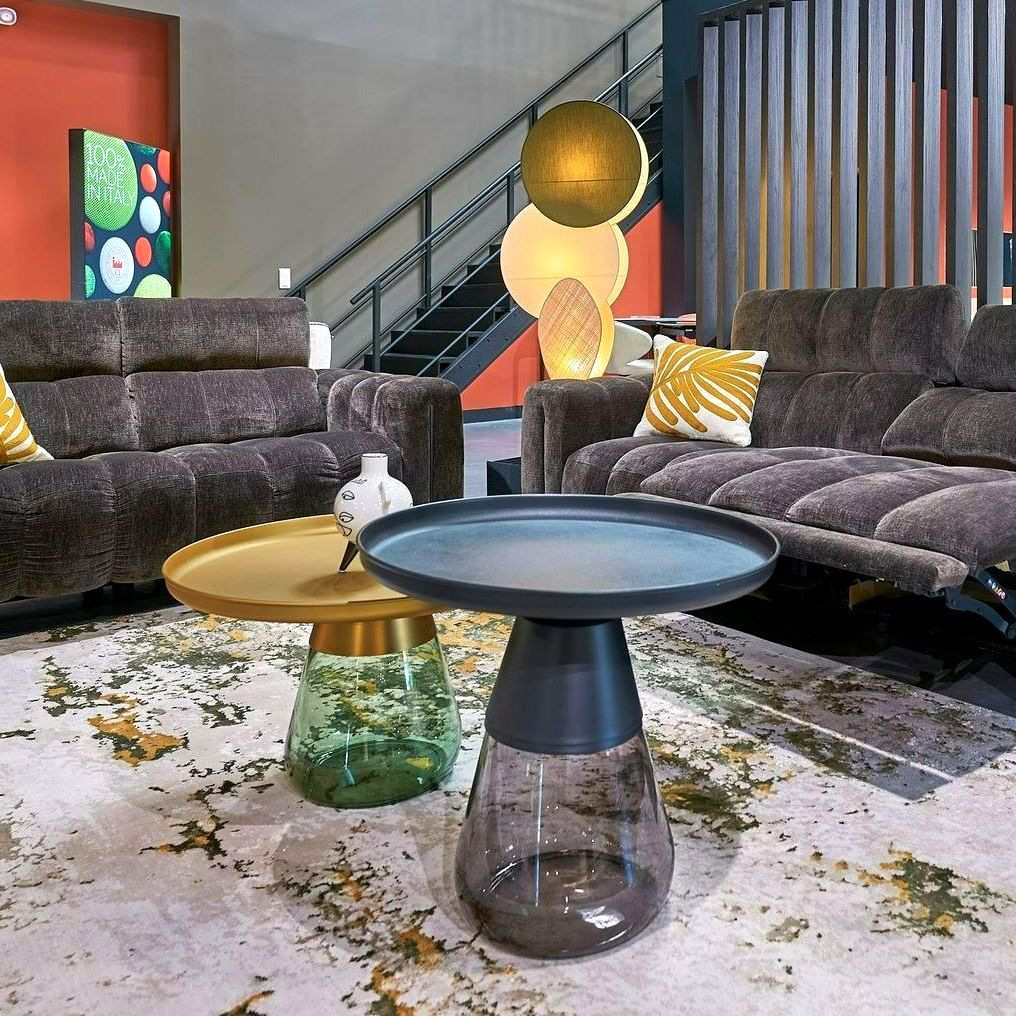 Deux tables basses rondes