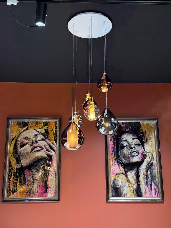 Deux tableaux de femme