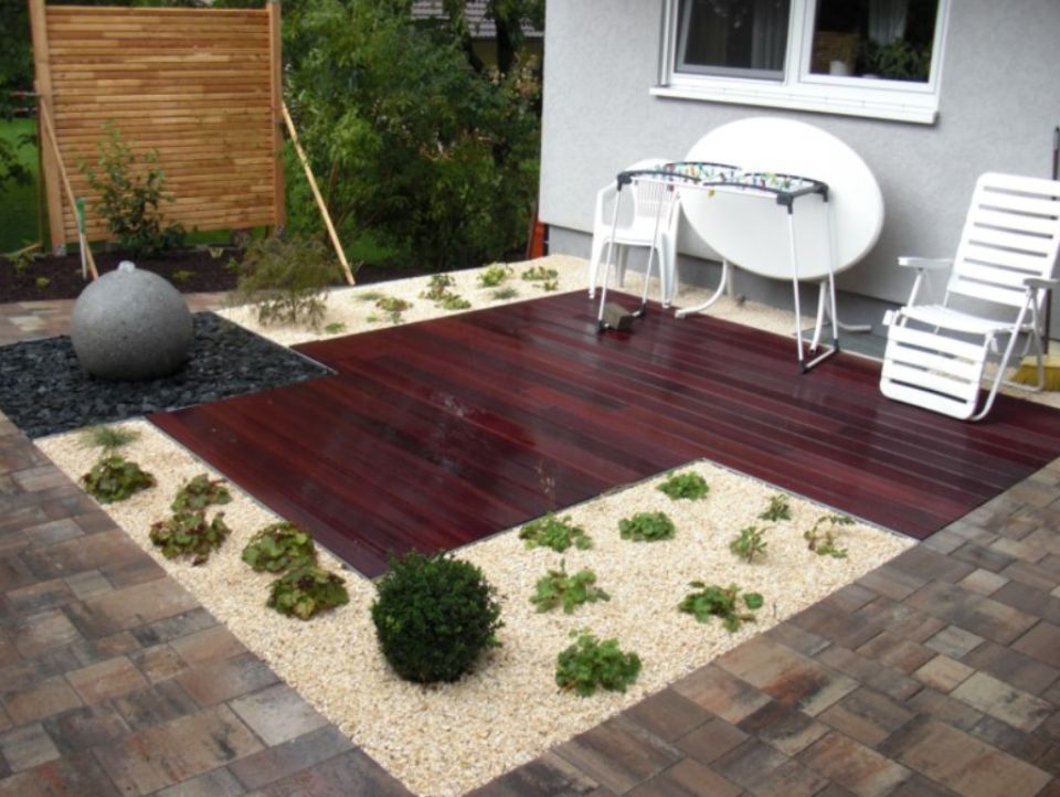 Terrassenbereich von Flach & Uysmüller GbR