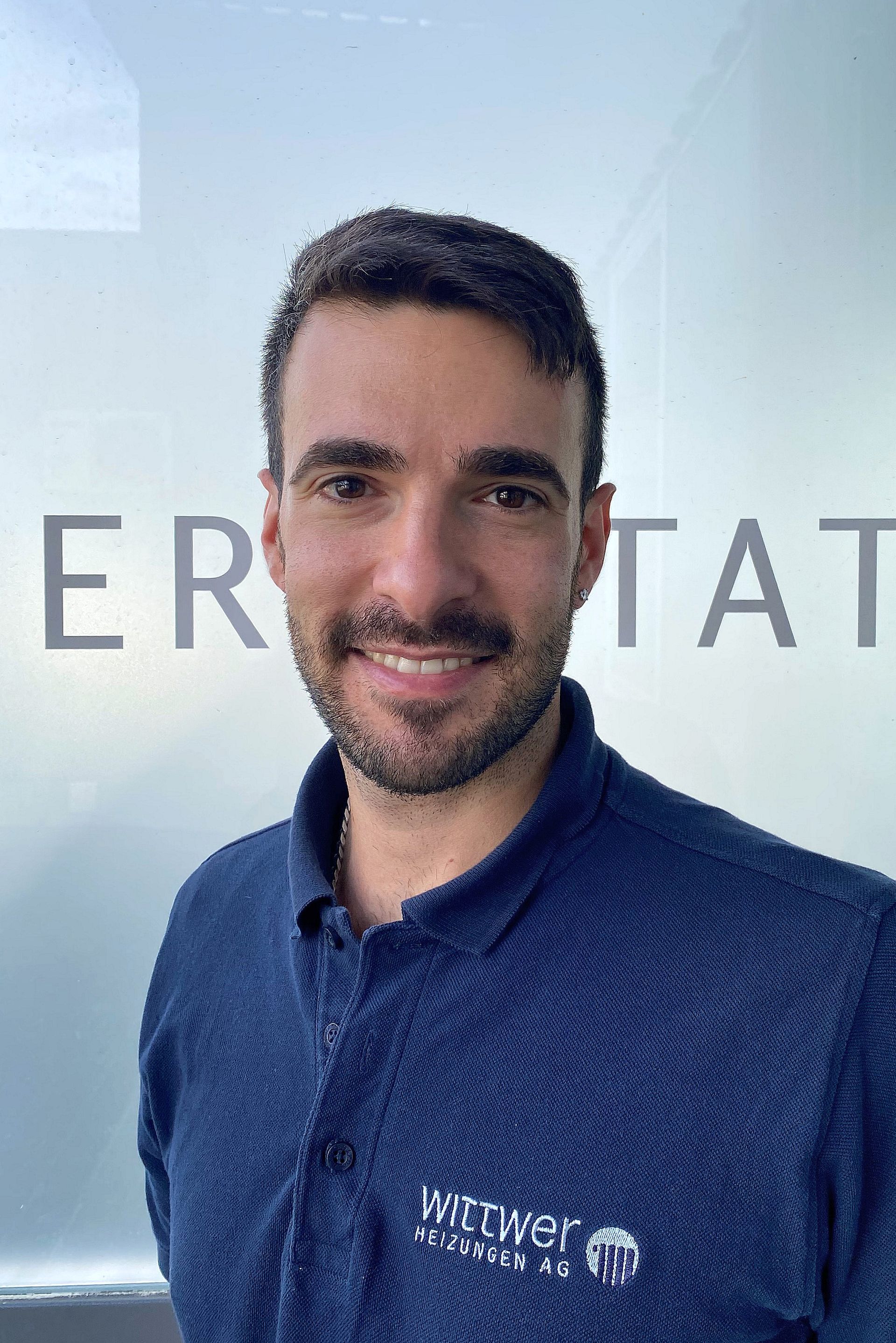 Alessandro D'Elia
Heizungs- und Sanitärinstallateur EFZ