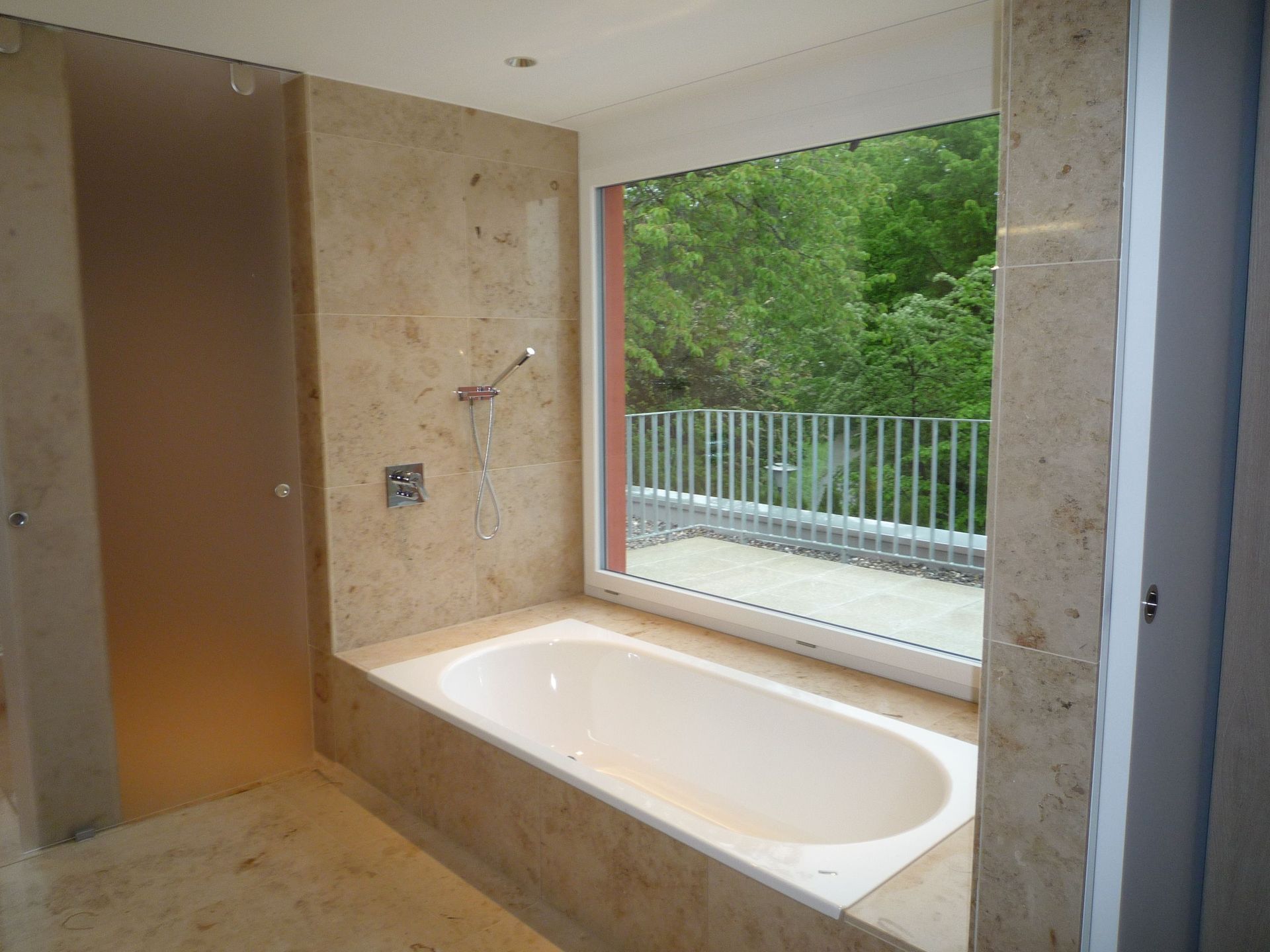 Badezimmer Naturstein 1- Martin Weber Plattenleger