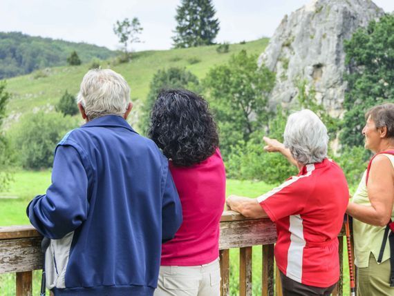 Busreisen für Vereine und Altersheime - E. Schuler Reisen AG - Feusisberg