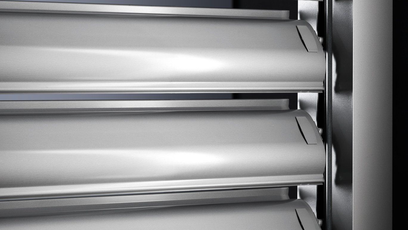 Détail d'un brise-soleil en métal