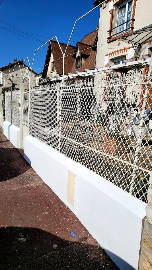 Peinture des ferrures et des murets