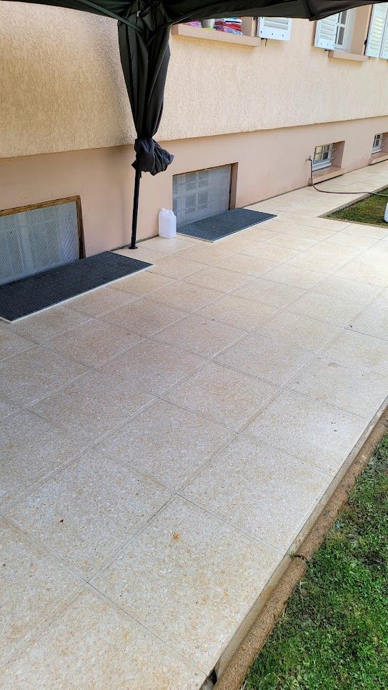 Après nettoyage de dallage sans haute pression