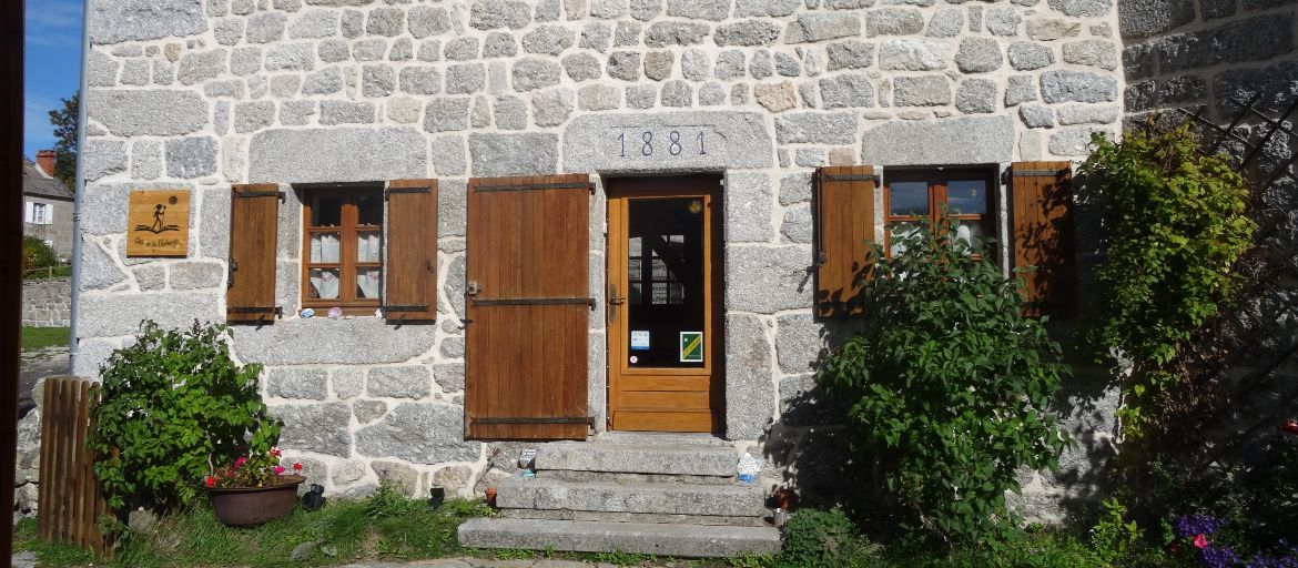 Porte d'entrée du Gîte de la Virlange