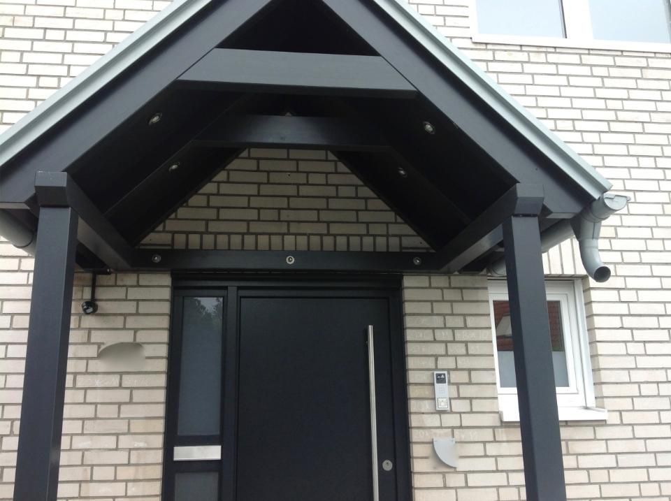 Krumbein GmbH, überdachter Hauseingang