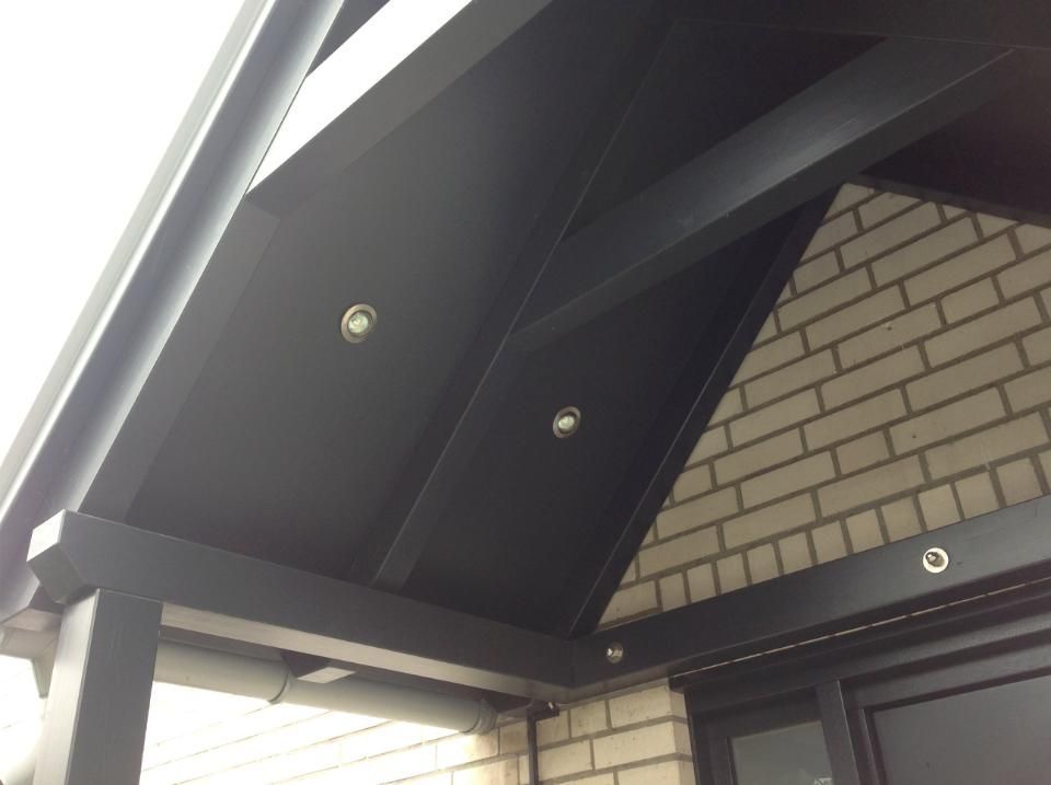 Krumbein GmbH, überdachter Hauseingang