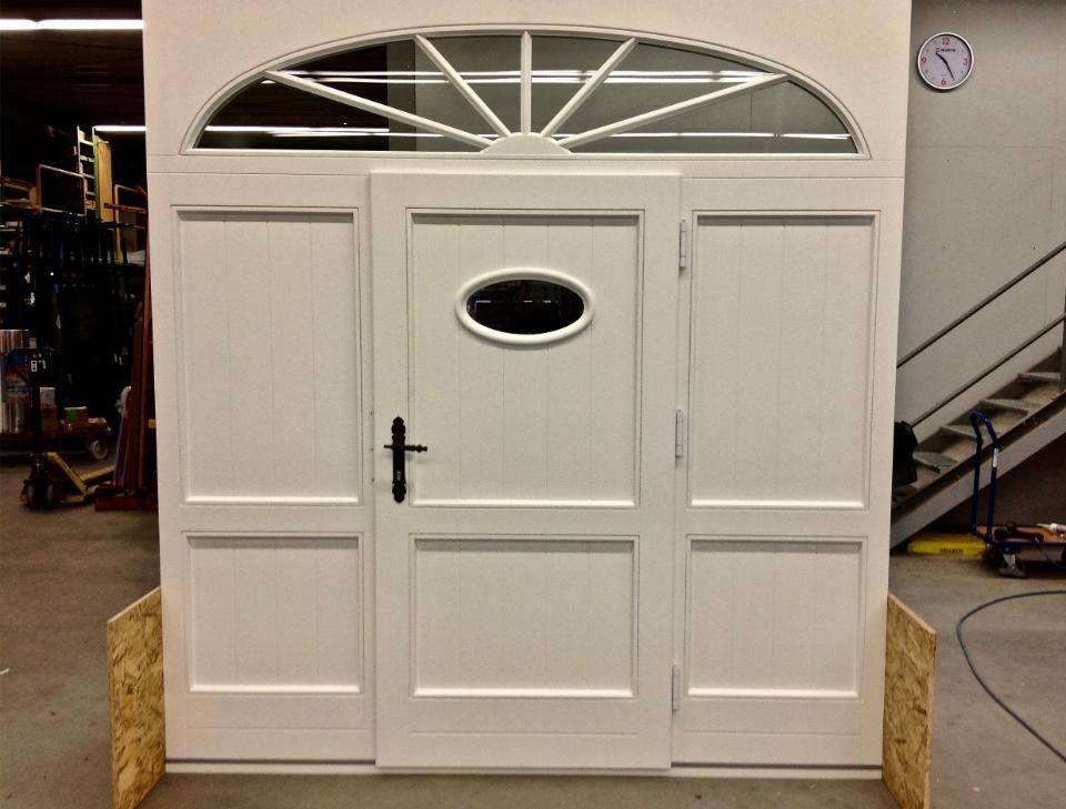 Krumbein GmbH, weiße Haustür