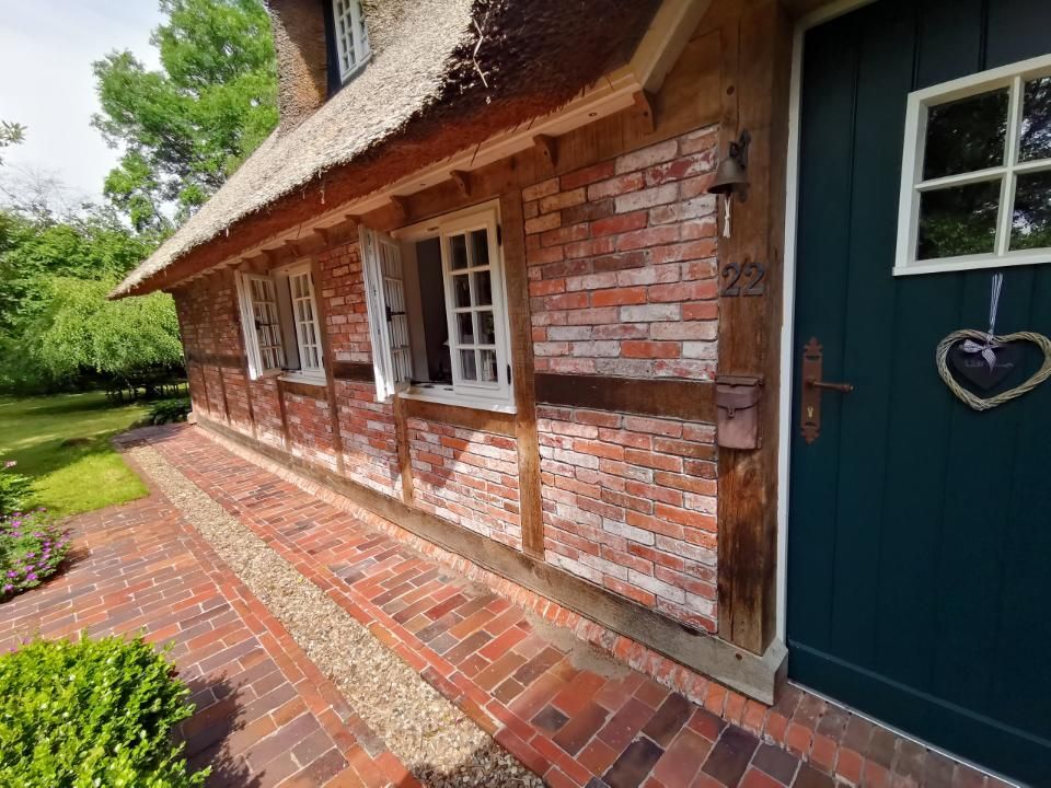 Krumbein GmbH, historische Fenster Seitenansicht von außen
