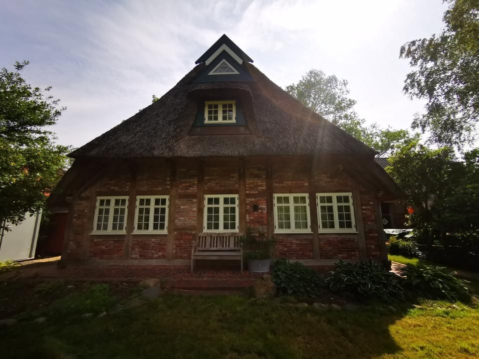 Krumbein GmbH, historische Fensterfront