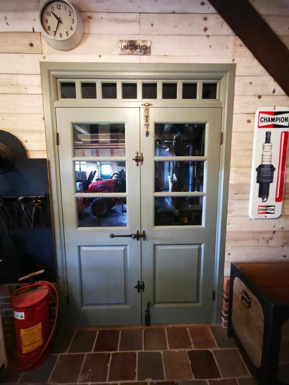 Krumbein GmbH, Haustür