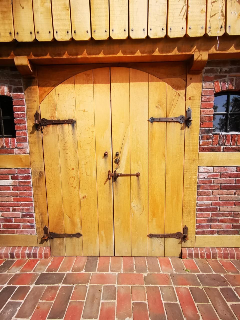 Krumbein GmbH, historische Haustür