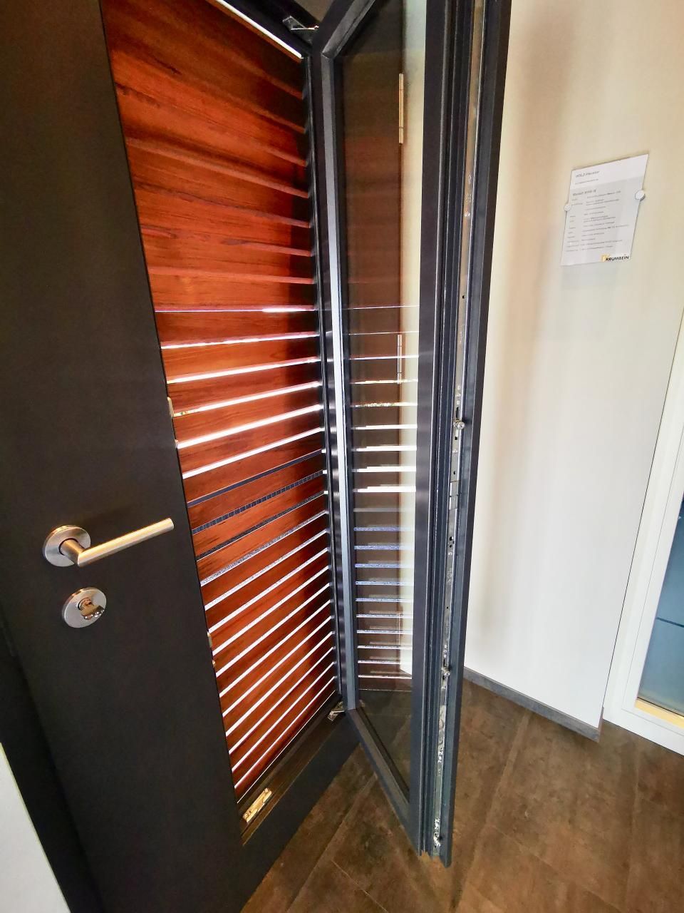 Krumbein GmbH, Haustür