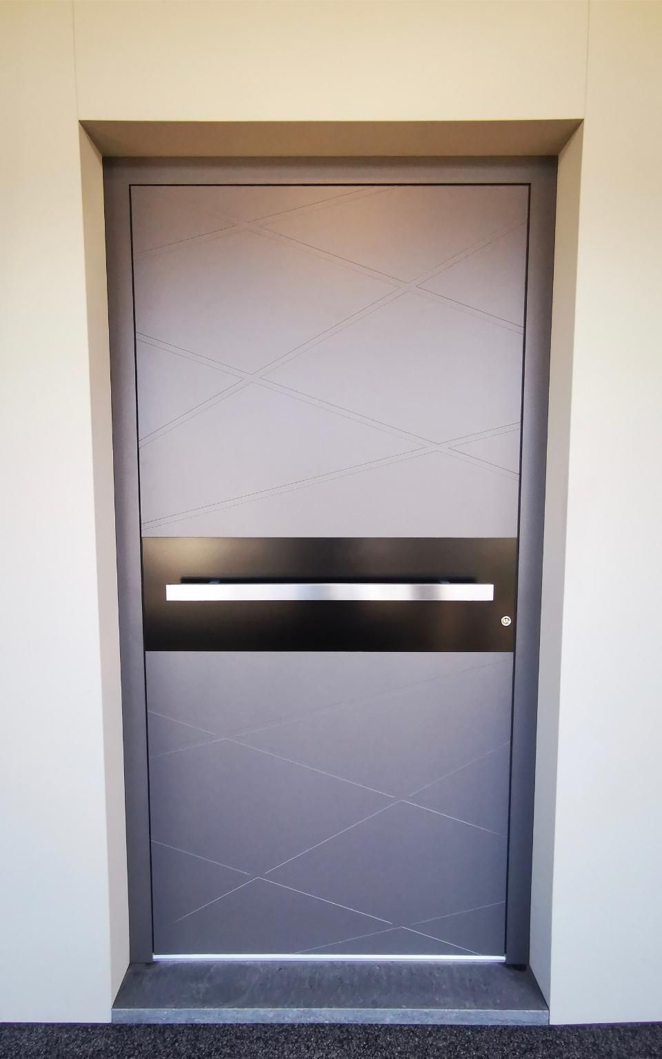 Krumbein GmbH, Haustür