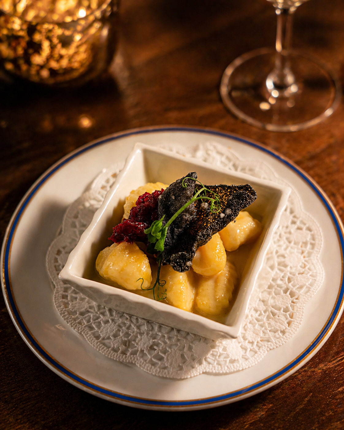 Gnocchi
Brillat-Savarin-Sauce, Sauerkirsch-Chutney
