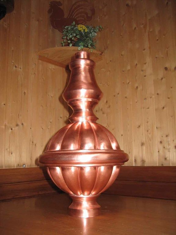 Neues Dachornament, massstabgetreu rekonstruiert