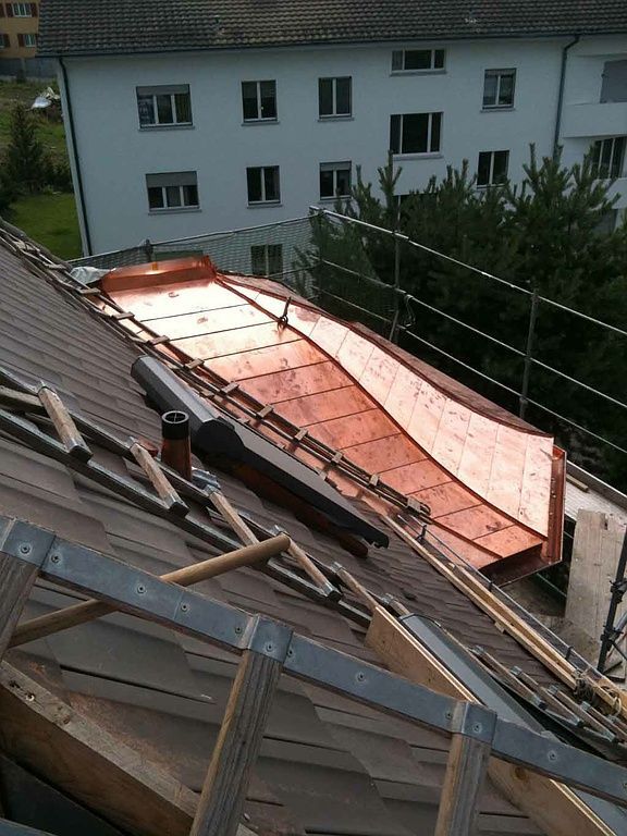 Erkerbekleidung in Arbeit