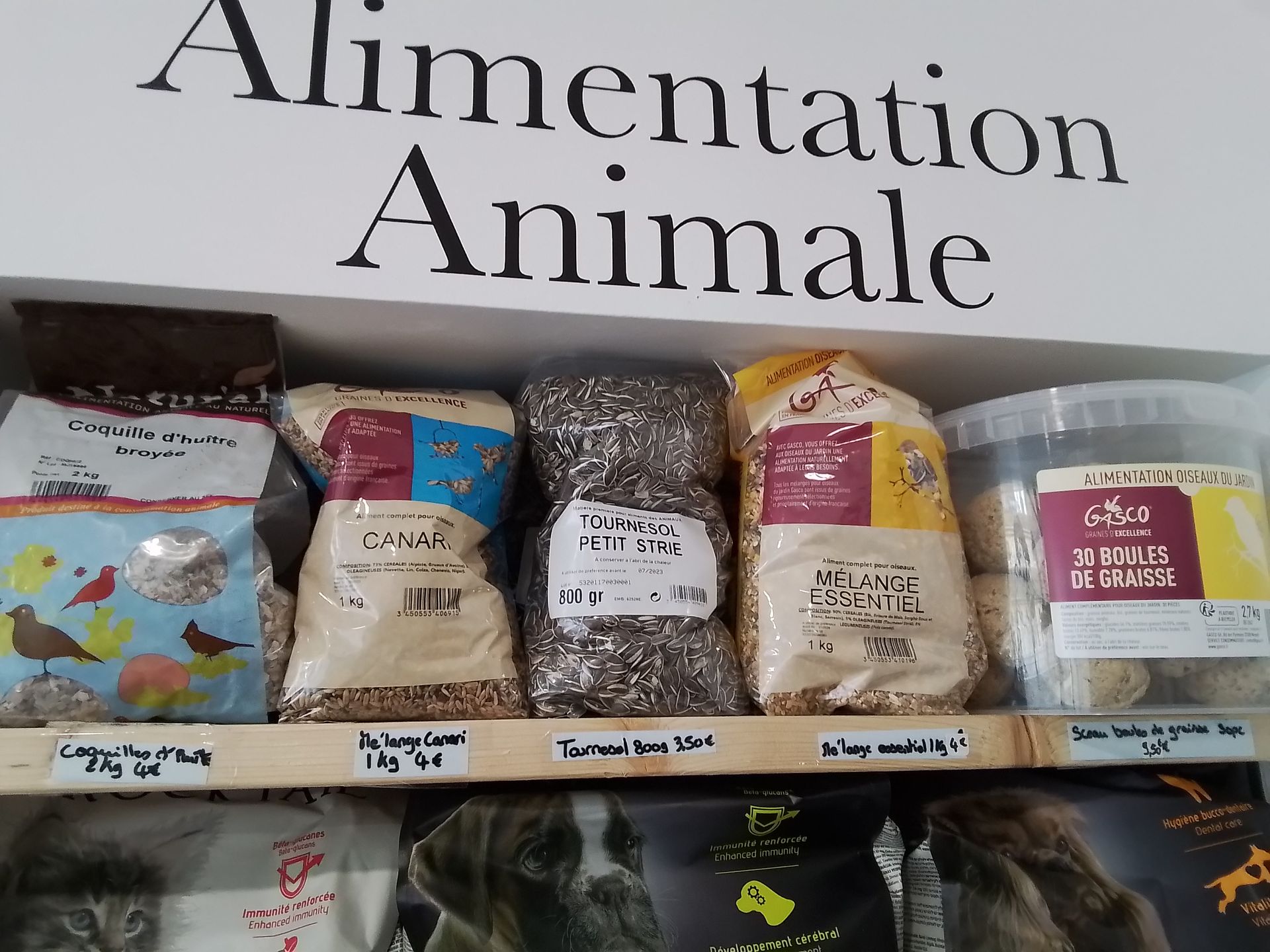 Page De Garde Alimentation Animal Business Plan Retrouvez un rayon d'alimentation animale à La Bourboule