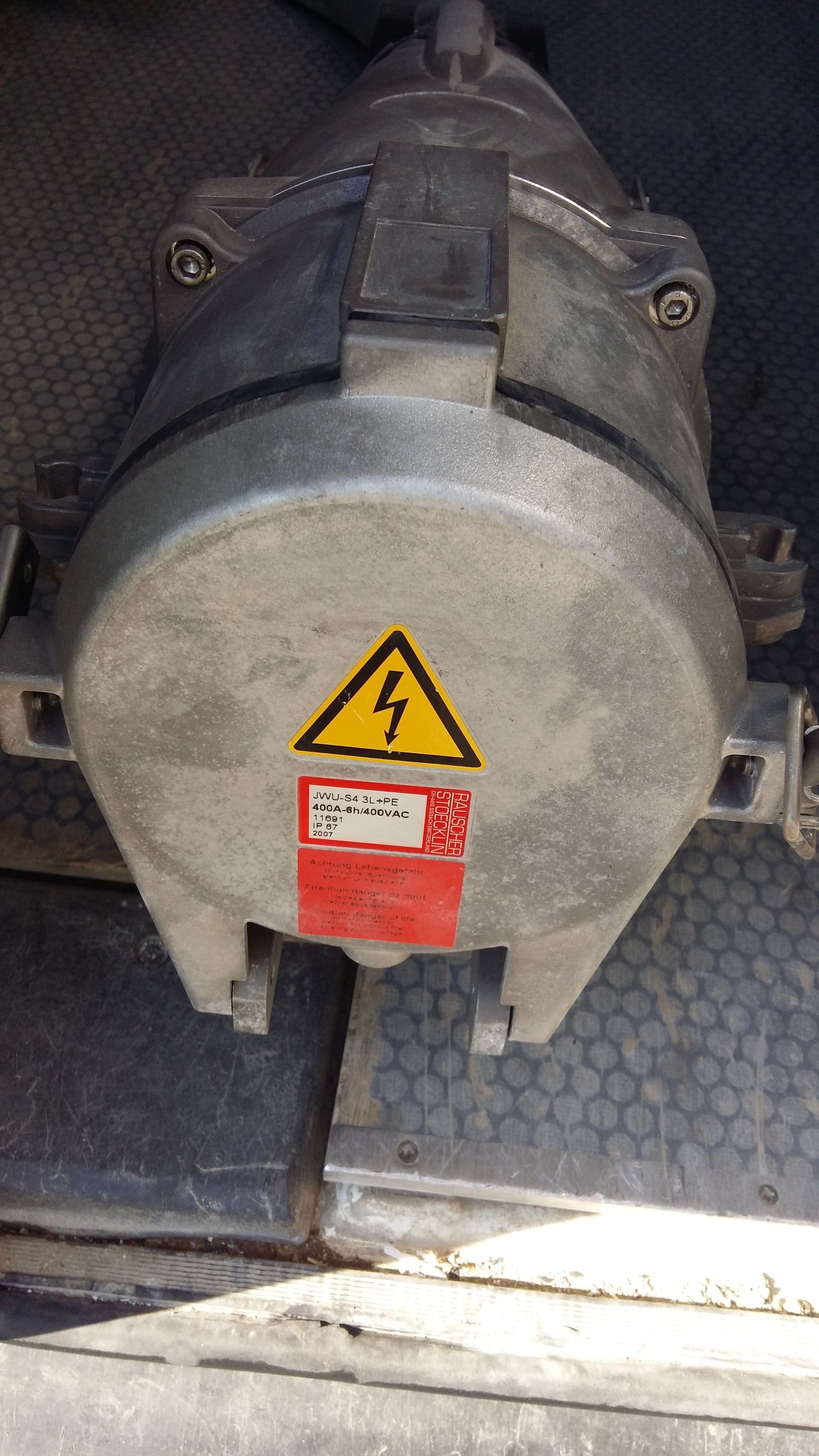 Industriesteckdose - Strom - m + G Elektro AG - Mosnang