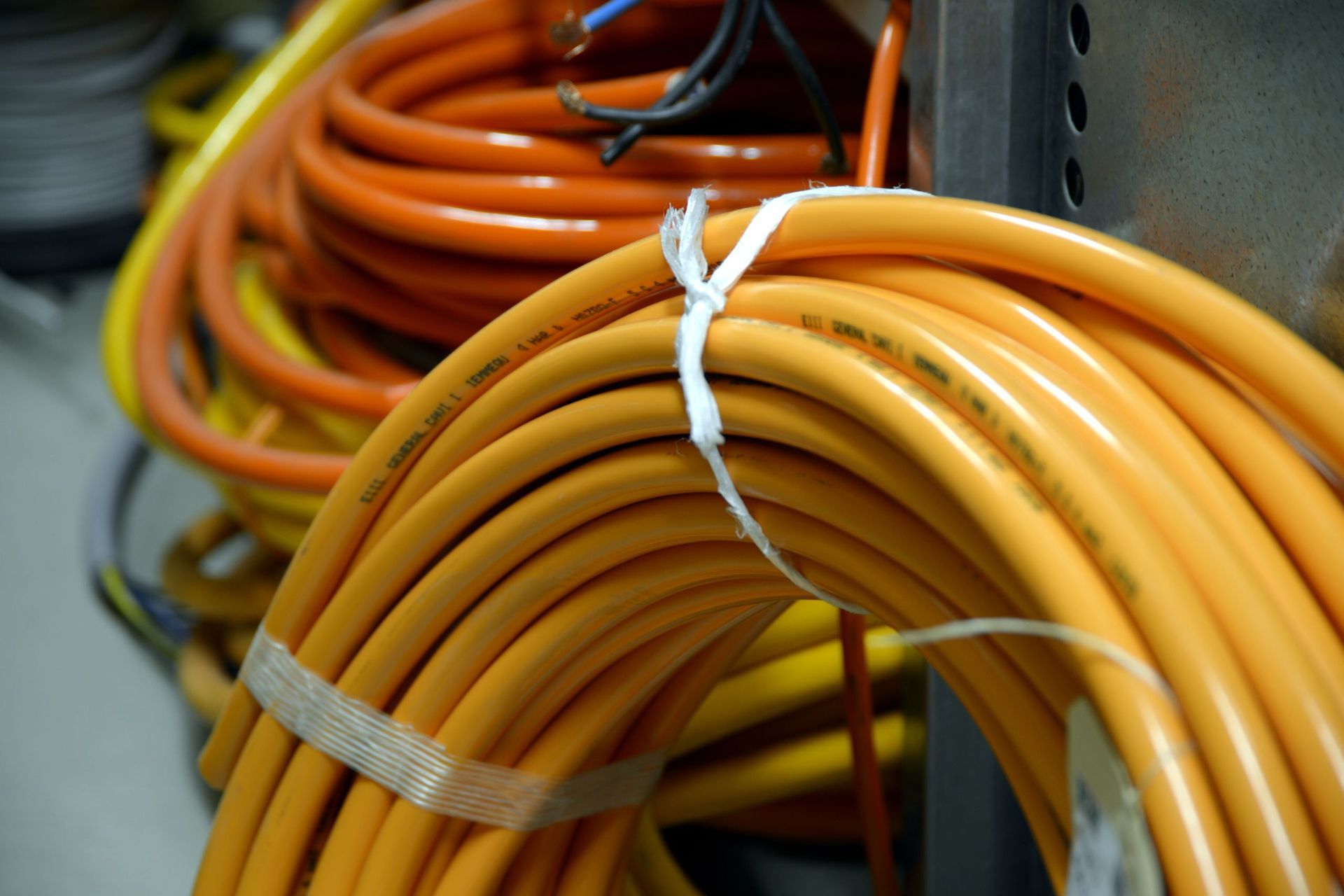 Installationsmaterial - m + G Elektro AG - Mosnang