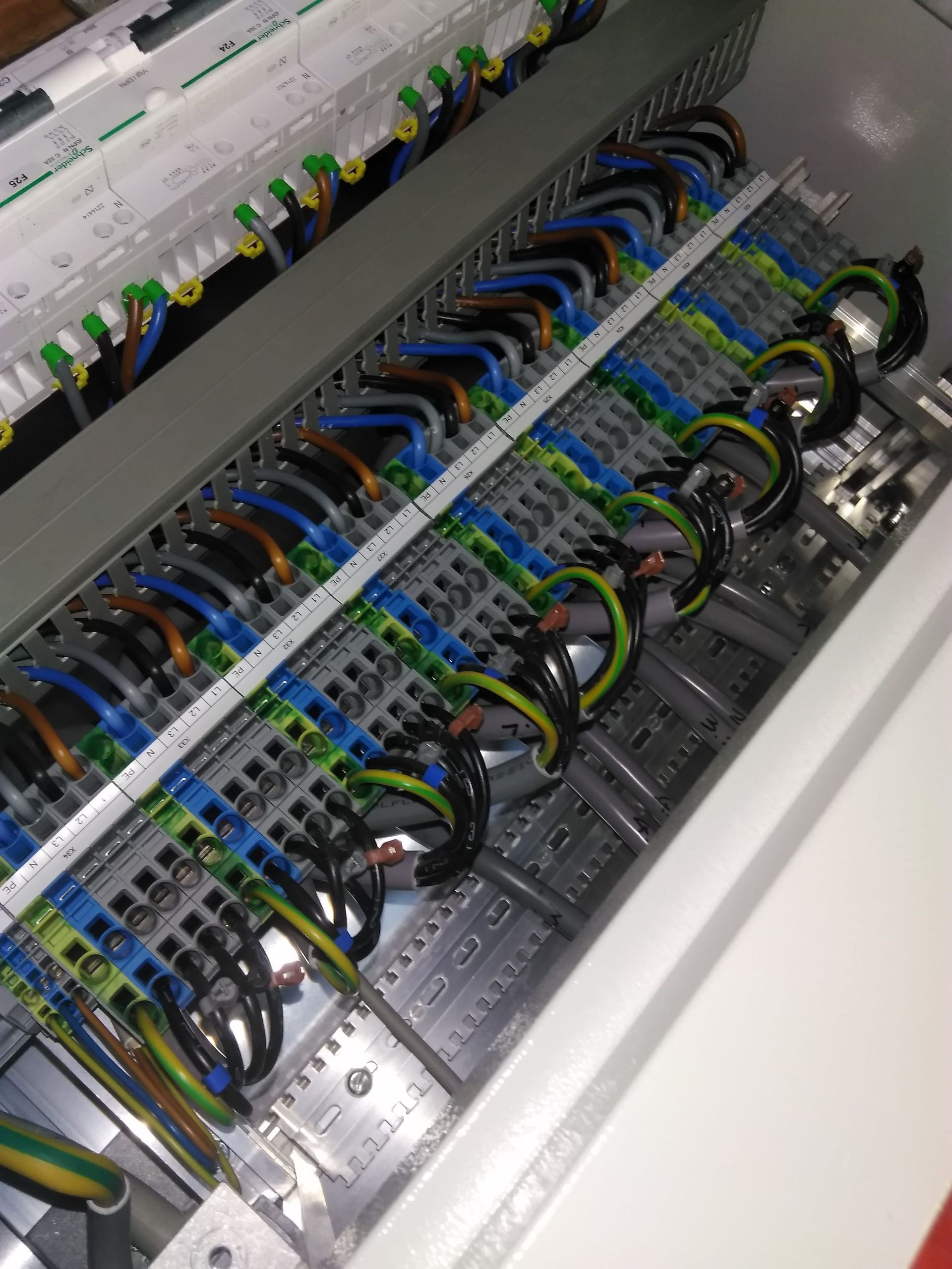 Industriesteckdose - Strom - m + G Elektro AG - Mosnang