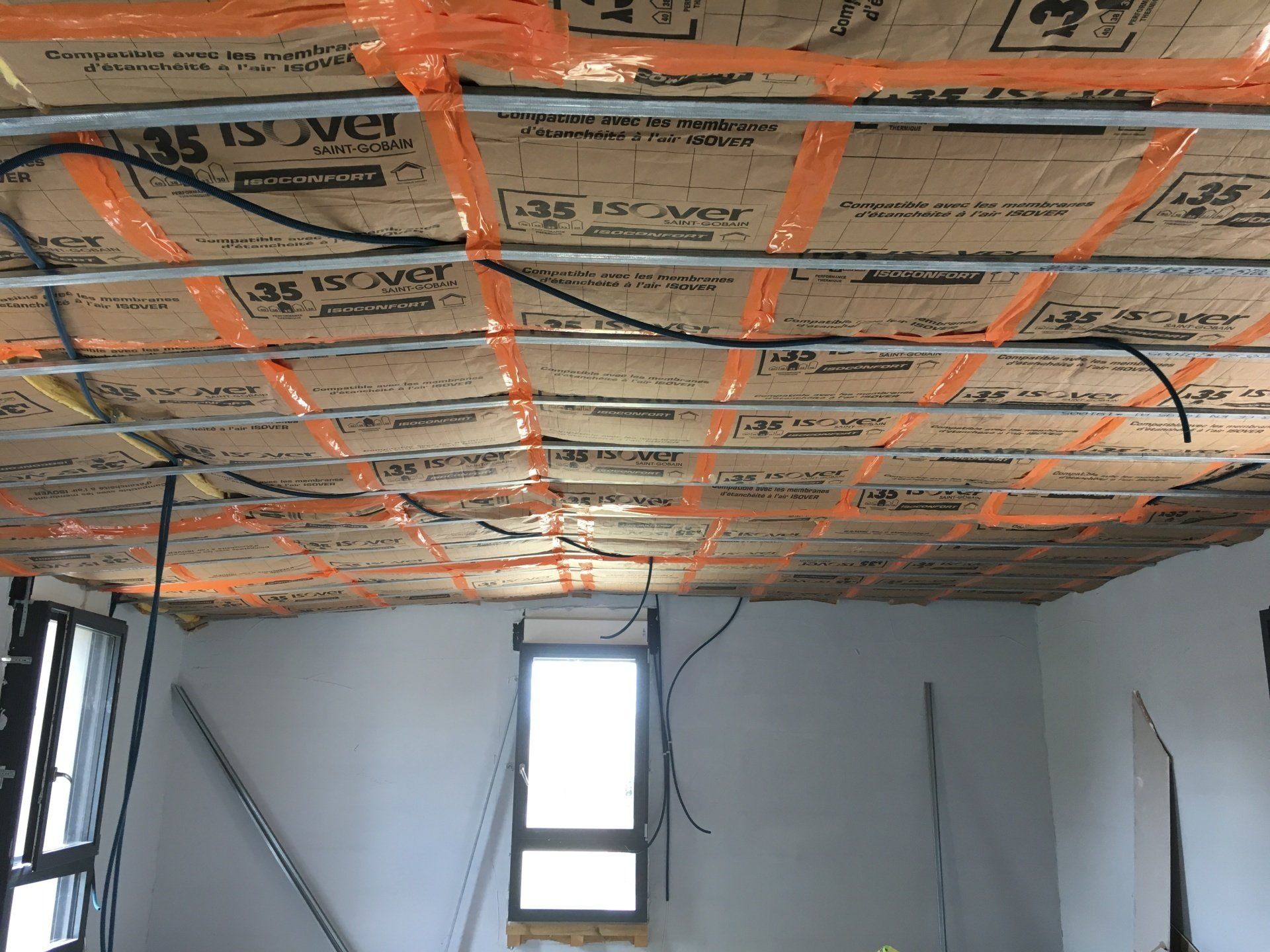 Passage des gaines électrique