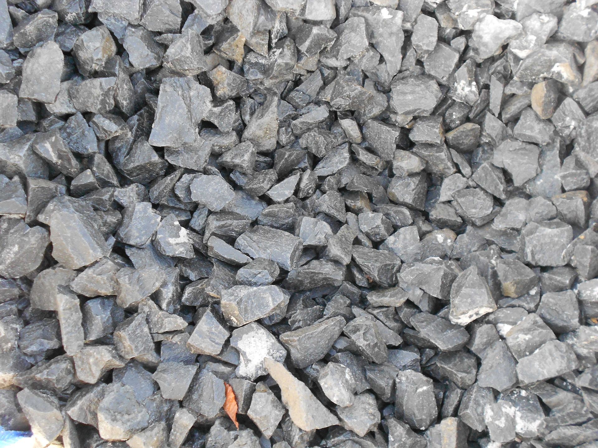 Basaltschotter vom Fritz Gerosa