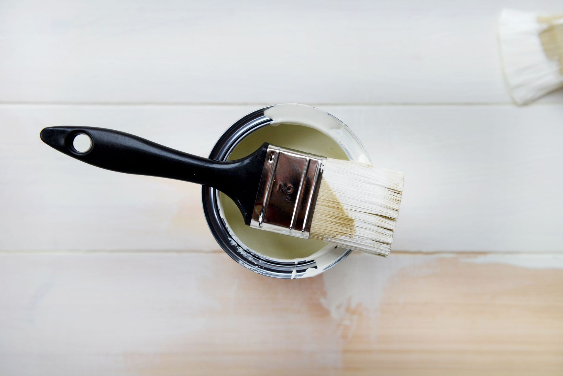 Travaux de peinture, gypserie et revêtements de sol à Sion en Valais - 2 Frias